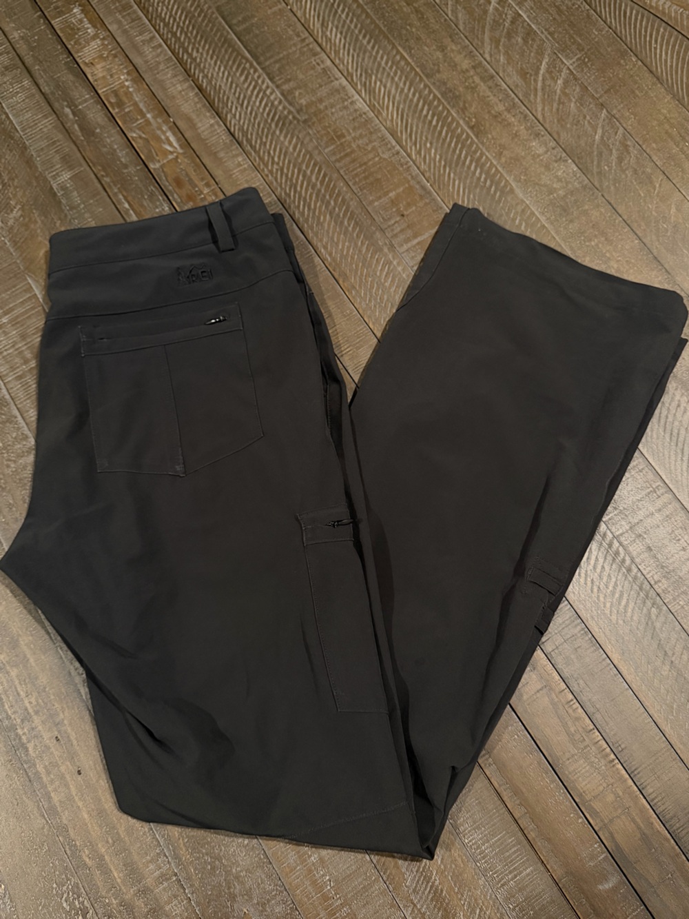 REI Black Convertible Hiking Cargo Pants Women’s Size 6